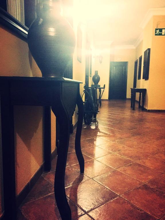 Hostal Pechi Huévar Zewnętrze zdjęcie