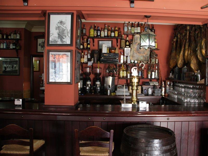 Hostal Pechi Huévar Zewnętrze zdjęcie